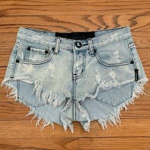 ONE TEASPOON - JEAN SHORTS